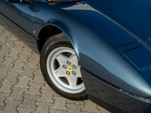 Image 24/36 de Ferrari 328 GTB (1986)