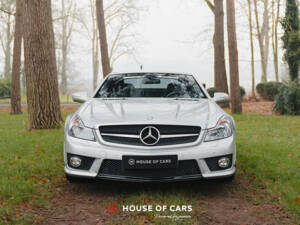 Immagine 3/43 di Mercedes-Benz SL 63 AMG (2008)