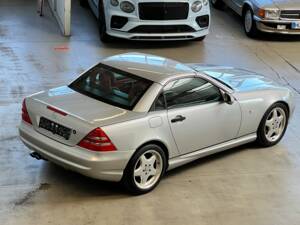 Image 1/40 de Mercedes-Benz SLK 230 Kompressor (1998)