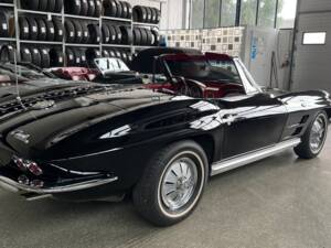 Image 7/49 of Chevrolet Corvette Sting Ray Convertible (1964)