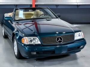 Imagen 4/7 de Mercedes-Benz SL 320 (1997)