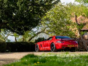 Image 22/50 of Mercedes-Benz SLS AMG GT &quot;Final Edition&quot; (2014)