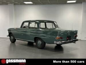 Image 8/15 de Mercedes-Benz 190 c (1964)