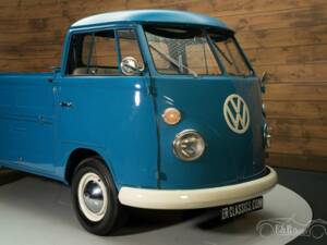 Imagen 4/19 de Volkswagen T1 pickup double cabin (1966)