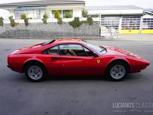 Afbeelding 11/44 van Ferrari 308 GTBi (1981)