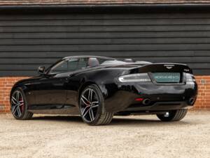 Bild 3/50 von Aston Martin DB 9 GT Volante (2016)