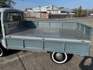 Image 7/16 of Volkswagen T2 a&#x2F;b (1972)