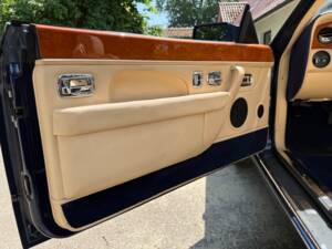 Image 10/32 of Bentley Azure (2003)