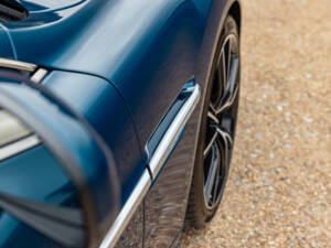 Imagen 23/68 de Aston Martin Vanquish Volante (2014)