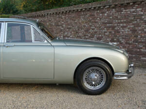 Image 47/50 of Jaguar Mk II 3.4 (1964)