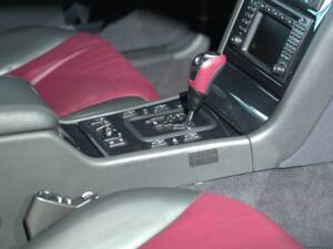 Image 33/34 of Mercedes-Benz E 430 4MATIC (2001)