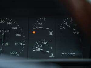 Immagine 49/50 di Alfa Romeo 75 2.0 Twin Spark (1989)