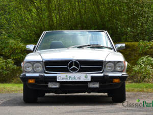 Image 19/50 of Mercedes-Benz 380 SL (1983)