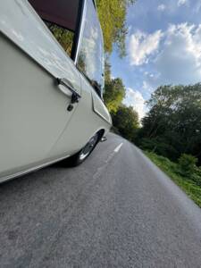 Image 35/45 of Volkswagen Karmann Ghia 1600 L (1966)