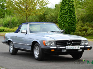 Image 21/50 of Mercedes-Benz 380 SL (1983)