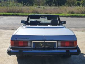 Image 4/34 of Mercedes-Benz 560 SL (1987)