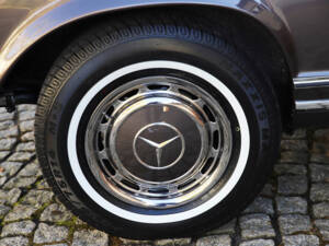 Image 11/39 de Mercedes-Benz 280 SL (1970)