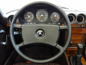 Imagen 10/15 de Mercedes-Benz 280 SL (1981)
