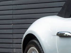 Image 38/53 of BMW Z8 (2001)