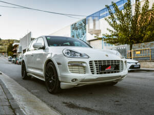 Bild 17/27 von Porsche Cayenne GTS (2009)