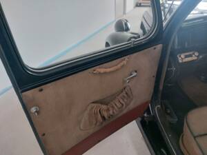 Image 15/27 of Lancia Ardea (1939)