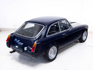 Image 41/41 of MG MGB GT V8 (1976)