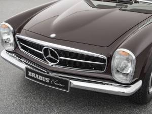 Image 8/32 of Mercedes-Benz 280 SL (1968)