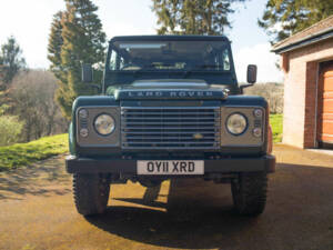 Bild 9/50 von Land Rover Defender 110 (2011)