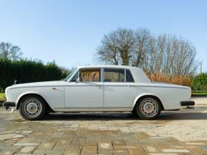 Image 4/50 of Rolls-Royce Silver Shadow II (1979)