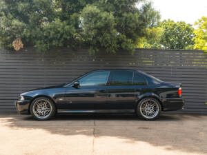 Image 3/56 of BMW M5 (2000)