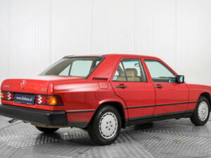 Bild 2/50 von Mercedes-Benz 190 D 2.2 (1984)