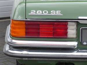 Imagen 7/23 de Mercedes-Benz 280 SE (1976)