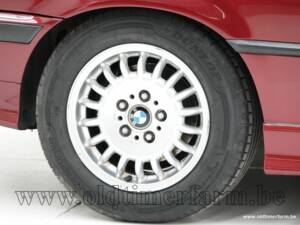 Image 15/15 de BMW 318i (1995)