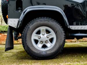 Bild 19/50 von Land Rover Defender 90 (2012)