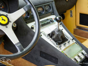 Image 53/80 of Ferrari 365 GTC&#x2F;4 (1972)