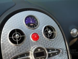 Immagine 22/50 di Bugatti EB Veyron 16.4 (2007)