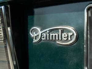 Image 29/50 of Daimler XJ 6 4.0 (1991)