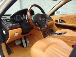 Imagen 54/99 de Maserati Quattroporte 4.2 (2007)