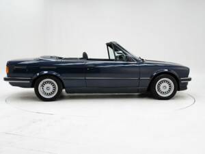 Immagine 6/15 di BMW 325i (1986)