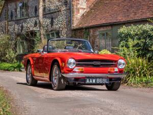 Image 1/41 of Triumph TR 6 (1972)