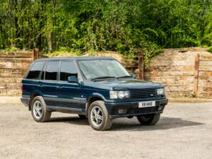 Immagine 18/31 di Land Rover Range Rover 4.6 HSE (2000)