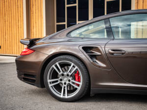 Image 16/50 of Porsche 911 Turbo (2009)