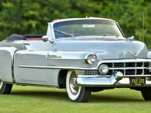 Image 7/50 of Cadillac 62 Convertible (1951)