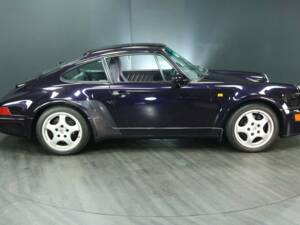 Image 6/30 de Porsche 911 Carrera 4 (1993)