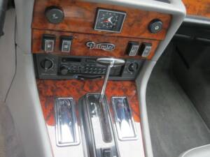 Image 20/30 of Daimler Double Six (1992)