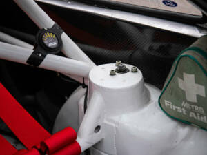 Imagen 36/41 de Ford Escort RS 2000 (1997)