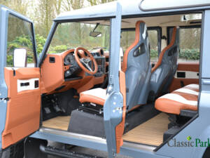 Image 9/50 de Land Rover Defender Tophat (2007)