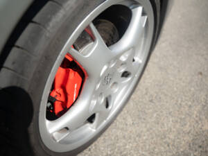Image 38/82 of Porsche 911 Carrera 4S (WLS) (2006)