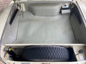 Image 12/34 of Volkswagen 1600 (1972)