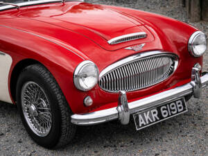 Imagen 8/39 de Austin-Healey 3000 Mk II (BJ7) (1963)